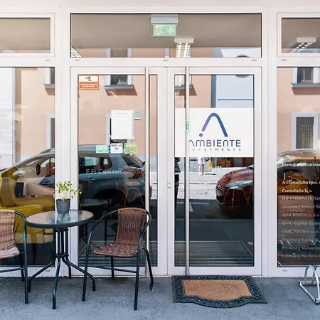 Short By Ambiente 3* 布拉迪斯拉发